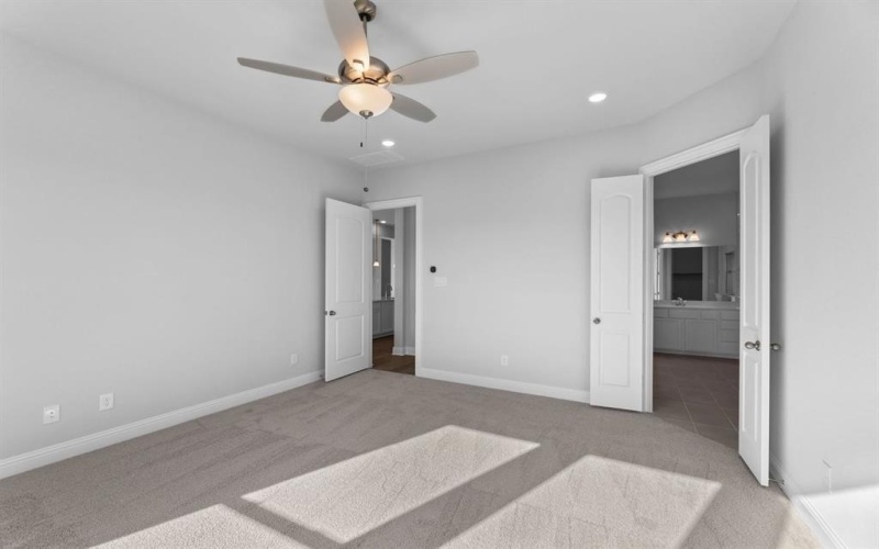 2004 Diamond Cove, Mesquite, TX 75181, 4 Bedrooms Bedrooms, ,5 BathroomsBathrooms,Residential,For Sale,2004 Diamond Cove,0,21055358