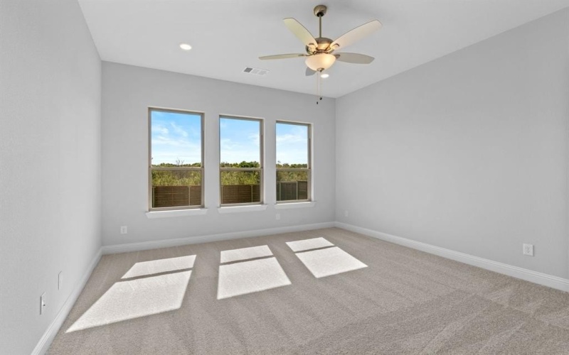 2040 Diamond Cove, Mesquite, TX 75181, 4 Bedrooms Bedrooms, ,5 BathroomsBathrooms,Residential,For Sale,2040 Diamond Cove,0,21055393