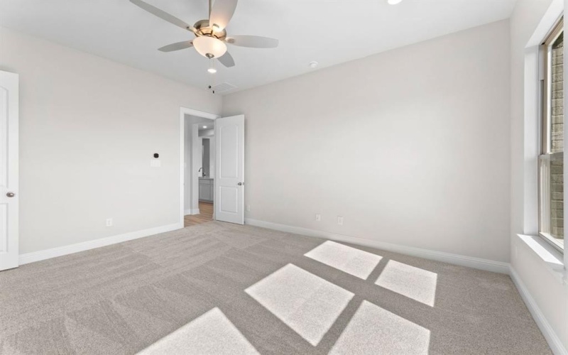 2040 Diamond Cove, Mesquite, TX 75181, 4 Bedrooms Bedrooms, ,5 BathroomsBathrooms,Residential,For Sale,2040 Diamond Cove,0,21055393