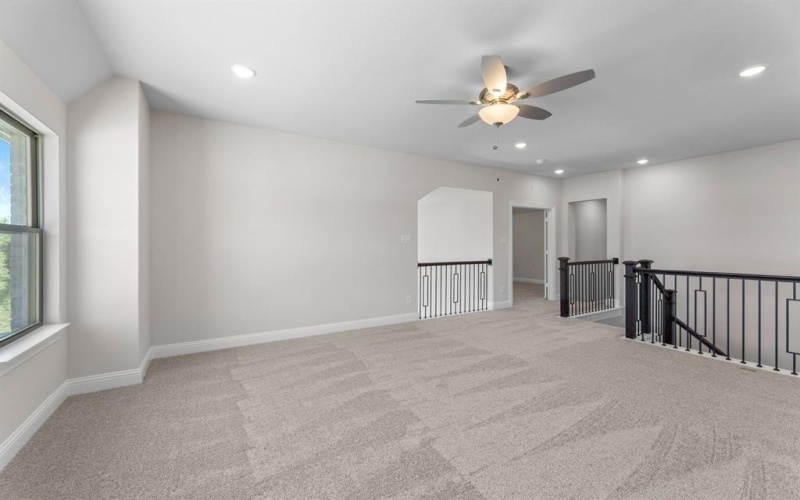 2040 Diamond Cove, Mesquite, TX 75181, 4 Bedrooms Bedrooms, ,5 BathroomsBathrooms,Residential,For Sale,2040 Diamond Cove,0,21055393