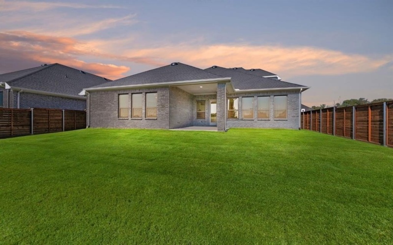 2040 Diamond Cove, Mesquite, TX 75181, 4 Bedrooms Bedrooms, ,5 BathroomsBathrooms,Residential,For Sale,2040 Diamond Cove,0,21055393