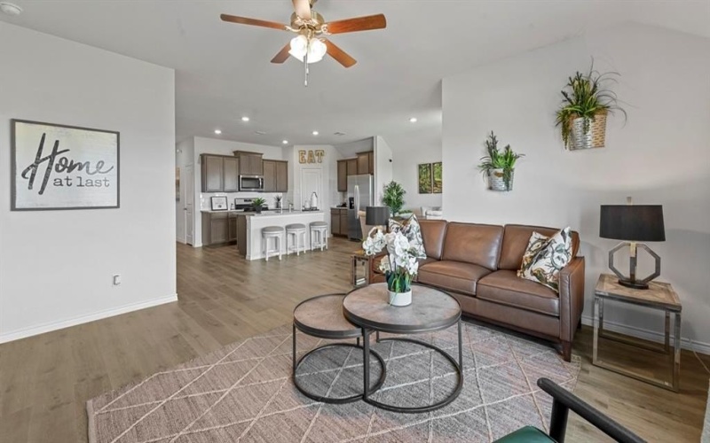 1207 Hopes Lake Drive, Princeton, TX 75407, 4 Habitaciones Habitaciones , ,2 BañosBaños,Residential,En Venta,1207 Hopes Lake Drive,0,21055508