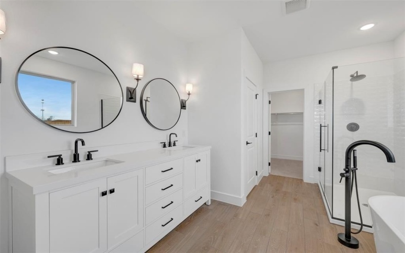 3709 Arrowhead Lane, Sherman, TX 75092, 3 Bedrooms Bedrooms, ,2 BathroomsBathrooms,Residential,For Sale,3709 Arrowhead Lane,0,21055536