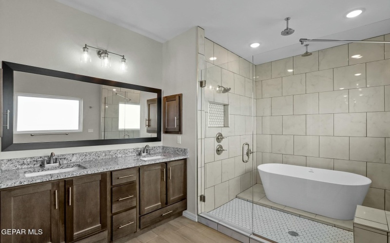 7417 Rio Rimac Drive, El Paso, TX 79934, 5 Bedrooms Bedrooms, ,3 BathroomsBathrooms,Residential,For Sale,7417 Rio Rimac Drive,919310