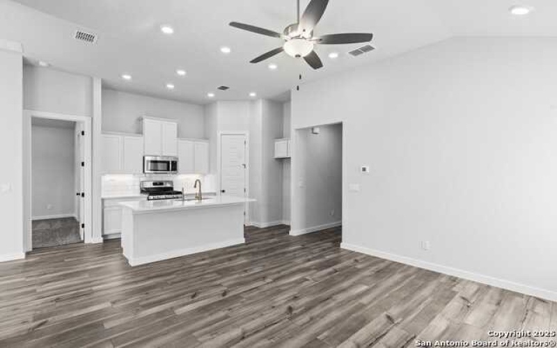 256 Connor Creek, San Antonio, TX 78253, 4 Habitaciones Habitaciones , ,2 BañosBaños,Residential,En Venta,256 Connor Creek,0,1899326