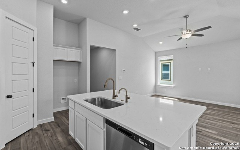 256 Connor Creek, San Antonio, TX 78253, 4 Habitaciones Habitaciones , ,2 BañosBaños,Residential,En Venta,256 Connor Creek,0,1899326