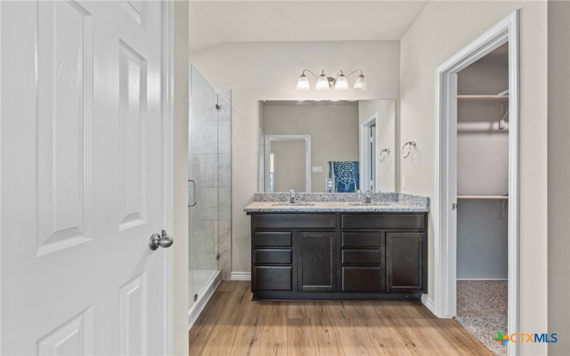 121 Ayla Marie Drive, Copperas Cove, TX 76522, 4 Habitaciones Habitaciones , ,2 BañosBaños,Residential,En Venta,121 Ayla Marie Drive,0,592179