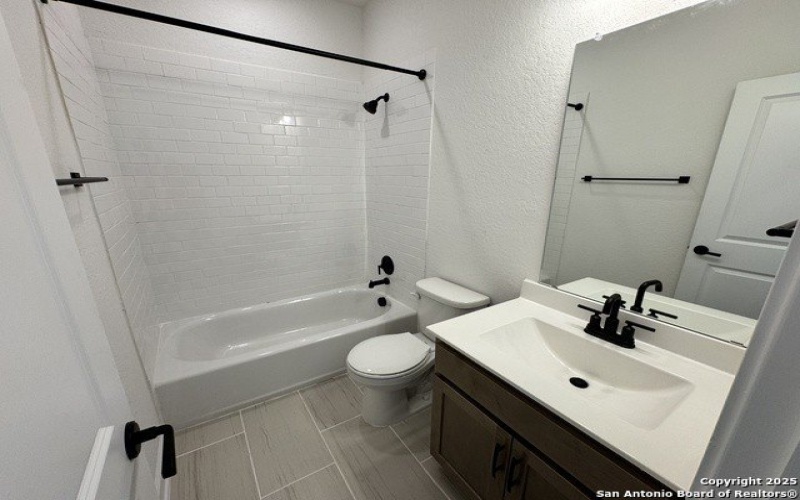 171 Heidi Hill, Castroville, TX 78253, 3 Habitaciones Habitaciones , ,3 BañosBaños,Residential,En Venta,171 Heidi Hill,0,1906516