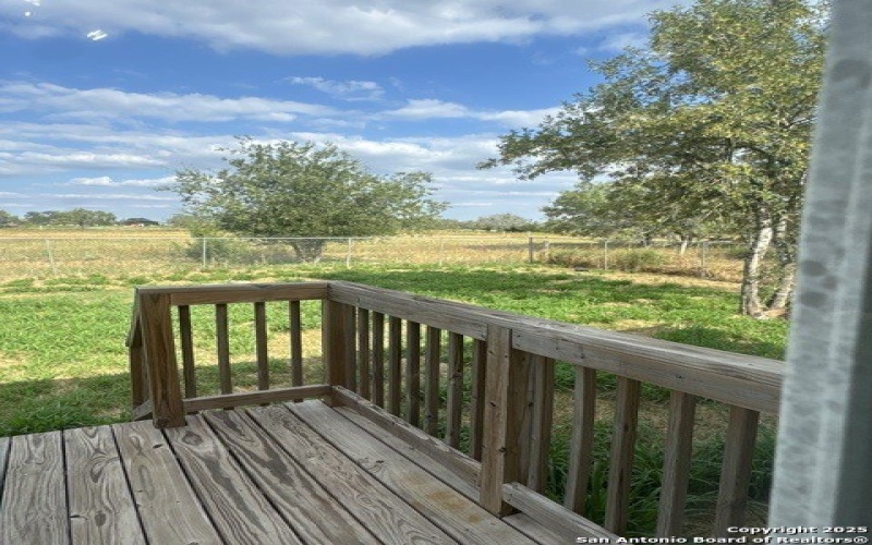 19124 LAGLORIA ROAD, Elmendorf, TX 78112, 4 Habitaciones Habitaciones , ,2 BañosBaños,Residential,En Venta,19124 LAGLORIA ROAD,0,1906594