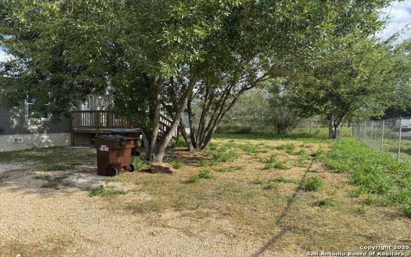 19124 LAGLORIA ROAD, Elmendorf, TX 78112, 4 Habitaciones Habitaciones , ,2 BañosBaños,Residential,En Venta,19124 LAGLORIA ROAD,0,1906594