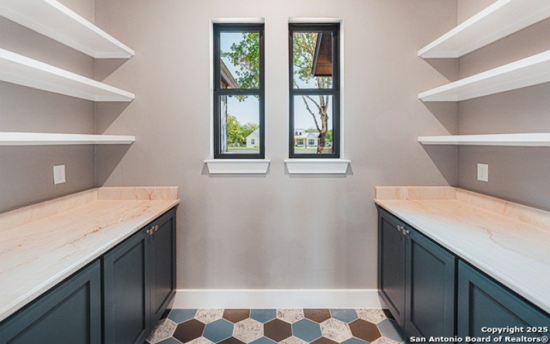 200 Crescent Ridge, Adkins, TX 78101, 4 Bedrooms Bedrooms, ,3 BathroomsBathrooms,Residential,For Sale,200 Crescent Ridge,0,1906602