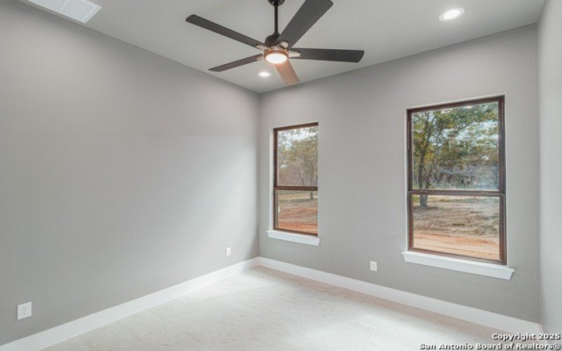 200 Crescent Ridge, Adkins, TX 78101, 4 Bedrooms Bedrooms, ,3 BathroomsBathrooms,Residential,For Sale,200 Crescent Ridge,0,1906602