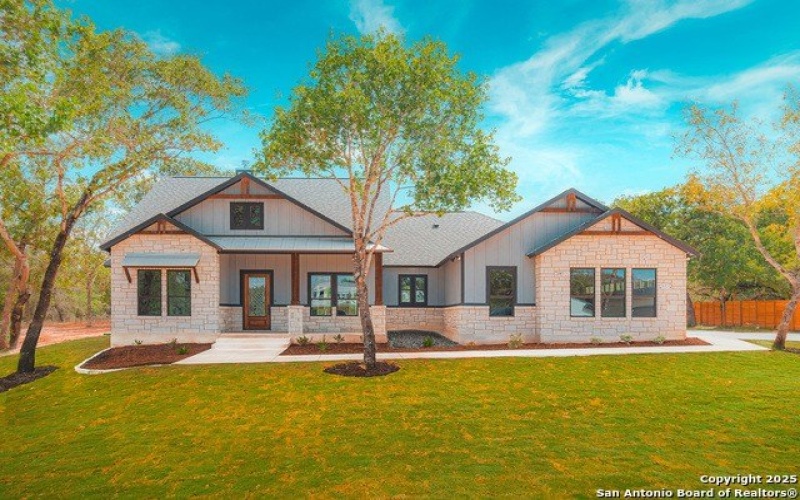 200 Crescent Ridge, Adkins, TX 78101, 4 Bedrooms Bedrooms, ,3 BathroomsBathrooms,Residential,For Sale,200 Crescent Ridge,0,1906602