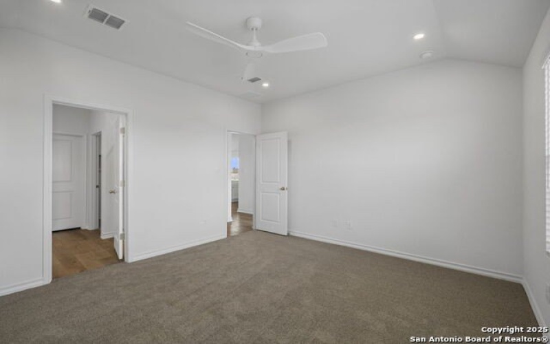 4978 Don Julio, San Antonio, TX 78222, 4 Habitaciones Habitaciones , ,2 BañosBaños,Residential,En Venta,4978 Don Julio,0,1906692