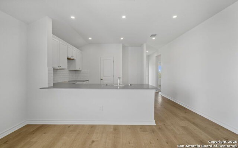 4978 Don Julio, San Antonio, TX 78222, 4 Habitaciones Habitaciones , ,2 BañosBaños,Residential,En Venta,4978 Don Julio,0,1906692