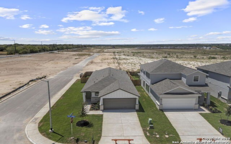 4978 Don Julio, San Antonio, TX 78222, 4 Habitaciones Habitaciones , ,2 BañosBaños,Residential,En Venta,4978 Don Julio,0,1906692