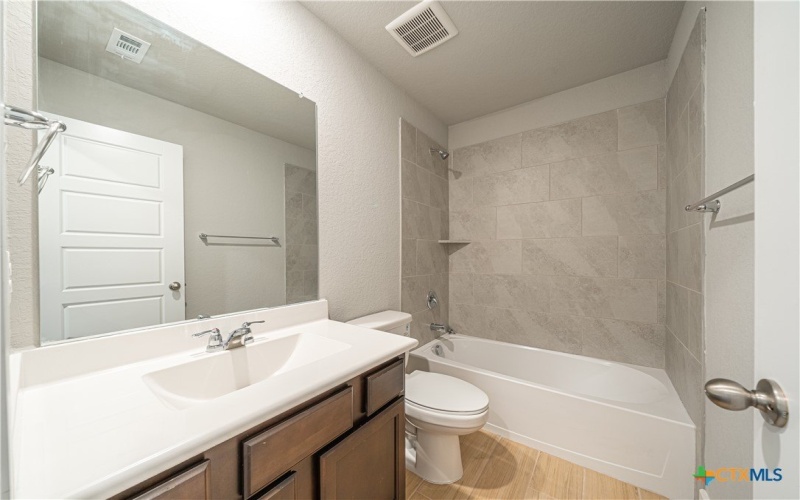 324 Mar Hill Street, Seguin, TX 78155, 4 Bedrooms Bedrooms, ,3 BathroomsBathrooms,Residential,For Sale,324 Mar Hill Street,0,592338
