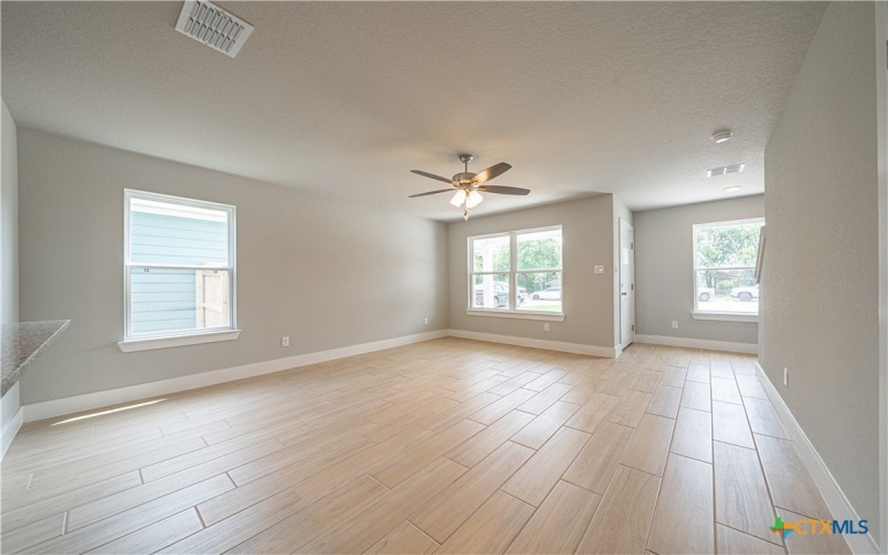 324 Mar Hill Street, Seguin, TX 78155, 4 Bedrooms Bedrooms, ,3 BathroomsBathrooms,Residential,For Sale,324 Mar Hill Street,0,592338