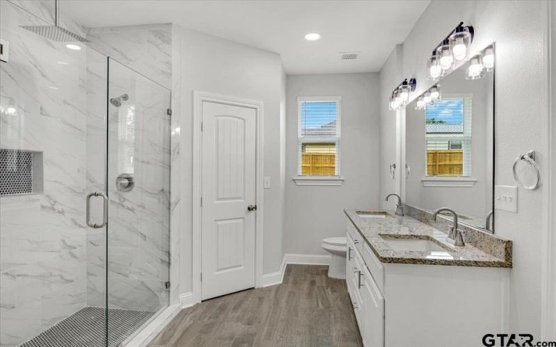 182 Allen St, Kilgore, TX 75662, 4 Habitaciones Habitaciones , ,2 BañosBaños,Residential,En Venta,182 Allen St,0,25013661