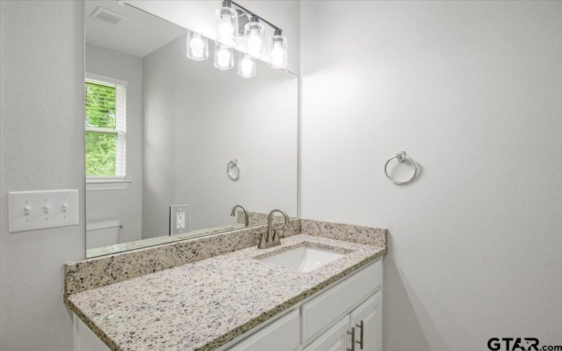 182 Allen St, Kilgore, TX 75662, 4 Habitaciones Habitaciones , ,2 BañosBaños,Residential,En Venta,182 Allen St,0,25013661