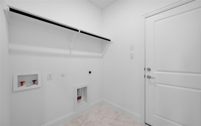 120 North Sky Drive, Celina, TX 75009, 3 Bedrooms Bedrooms, ,2 BathroomsBathrooms,Residential,For Sale,120 North Sky Drive,0,21029382