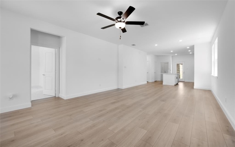 120 North Sky Drive, Celina, TX 75009, 3 Bedrooms Bedrooms, ,2 BathroomsBathrooms,Residential,For Sale,120 North Sky Drive,0,21029382
