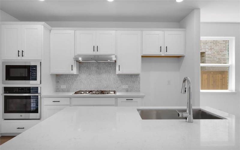 120 North Sky Drive, Celina, TX 75009, 3 Bedrooms Bedrooms, ,2 BathroomsBathrooms,Residential,For Sale,120 North Sky Drive,0,21029382