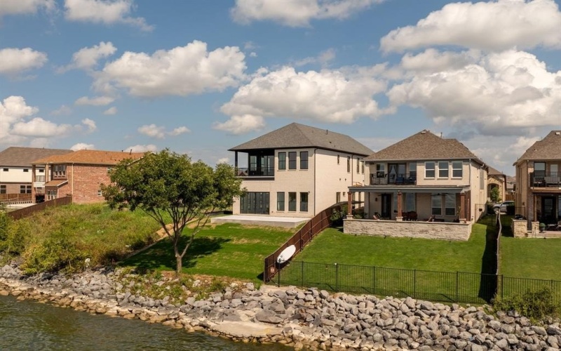 18015 Lake Ray Hubbard Drive, Forney, TX 75126, 4 Habitaciones Habitaciones , ,5 BañosBaños,Residential,En Venta,18015 Lake Ray Hubbard Drive,0,20998562