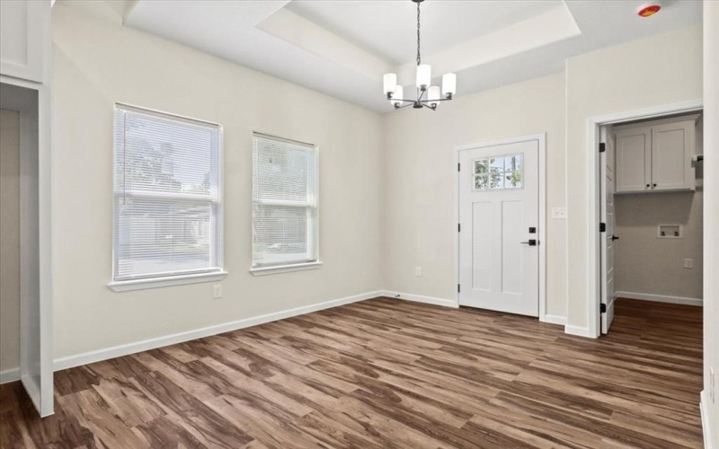 1408 S Edgewood Terrace, Fort Worth, TX 76105, 3 Habitaciones Habitaciones , ,2 BañosBaños,Residential,En Venta,1408 S Edgewood Terrace,0,21028016