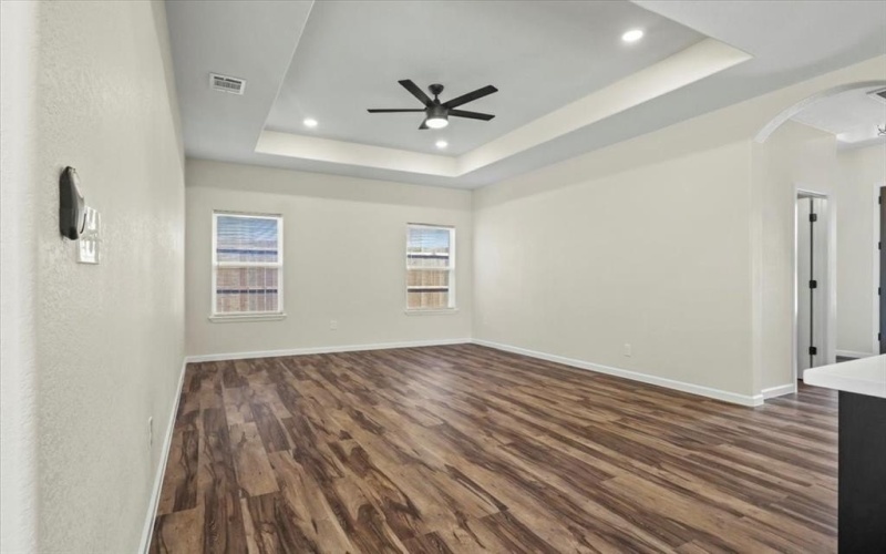 1408 S Edgewood Terrace, Fort Worth, TX 76105, 3 Habitaciones Habitaciones , ,2 BañosBaños,Residential,En Venta,1408 S Edgewood Terrace,0,21028016