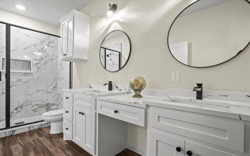 1408 S Edgewood Terrace, Fort Worth, TX 76105, 3 Habitaciones Habitaciones , ,2 BañosBaños,Residential,En Venta,1408 S Edgewood Terrace,0,21028016