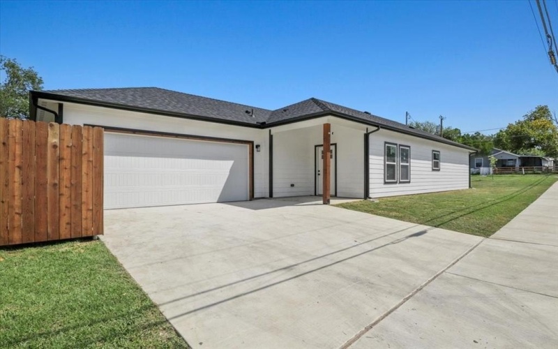 1408 S Edgewood Terrace, Fort Worth, TX 76105, 3 Habitaciones Habitaciones , ,2 BañosBaños,Residential,En Venta,1408 S Edgewood Terrace,0,21028016
