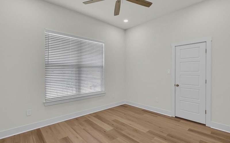 1813 Fabian Drive, Waco, TX 76712, 3 Bedrooms Bedrooms, ,2 BathroomsBathrooms,Residential,For Sale,1813 Fabian Drive,0,21052801