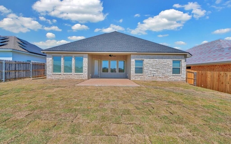 1813 Fabian Drive, Waco, TX 76712, 3 Bedrooms Bedrooms, ,2 BathroomsBathrooms,Residential,For Sale,1813 Fabian Drive,0,21052801