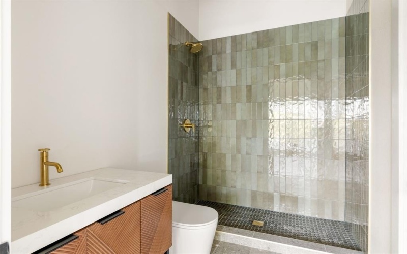 5525 Charlestown Drive, Dallas, TX 75230, 5 Habitaciones Habitaciones , ,6 BañosBaños,Residential,En Venta,5525 Charlestown Drive,0,21053809