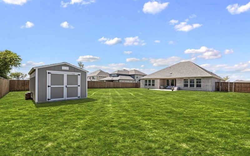 411 Heritage Hill Drive, Forney, TX 75126, 4 Bedrooms Bedrooms, ,3 BathroomsBathrooms,Residential,For Sale,411 Heritage Hill Drive,0,21048733