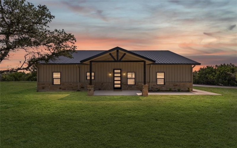 101 Valley View Court, Springtown, TX 76082, 3 Bedrooms Bedrooms, ,2 BathroomsBathrooms,Residential,For Sale,101 Valley View Court,0,21049694