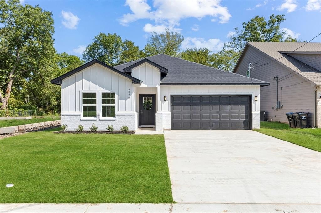 2826 Gillespie Street, Greenville, TX 75401, 3 Bedrooms Bedrooms, ,2 BathroomsBathrooms,Residential,For Sale,2826 Gillespie Street,0,21052335