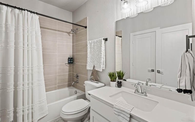 1900 Brentwood Lane, Celina, TX 75009, 5 Habitaciones Habitaciones , ,5 BañosBaños,Residential,En Venta,1900 Brentwood Lane,0,21053474