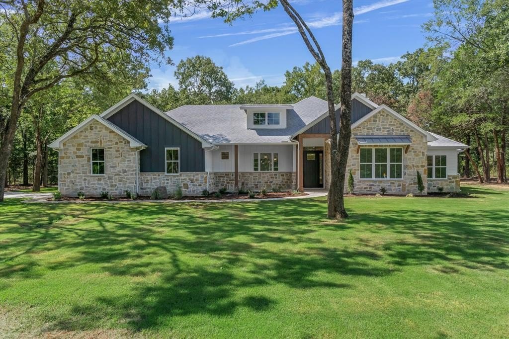 325 Legacy Lane, Edgewood, TX 75117, 4 Habitaciones Habitaciones , ,3 BañosBaños,Residential,En Venta,325 Legacy Lane,0,21053496