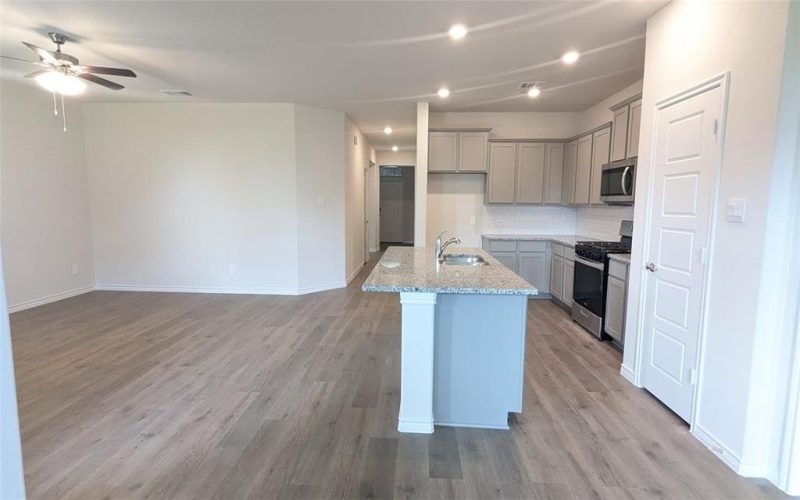 412 Tia Avenue, Caddo Mills, TX 75135, 3 Bedrooms Bedrooms, ,2 BathroomsBathrooms,Residential,For Sale,412 Tia Avenue,0,21056026