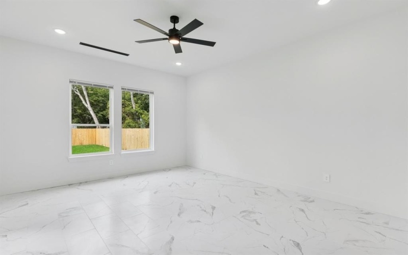 4715 S Denley Drive, Dallas, TX 75216, 5 Habitaciones Habitaciones , ,5 BañosBaños,Residential,En Venta,4715 S Denley Drive,0,21056090