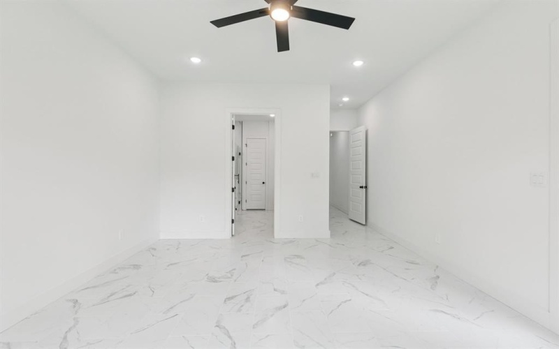 4715 S Denley Drive, Dallas, TX 75216, 5 Habitaciones Habitaciones , ,5 BañosBaños,Residential,En Venta,4715 S Denley Drive,0,21056090