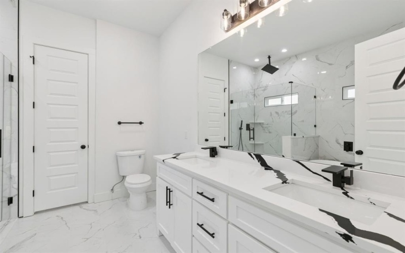 4715 S Denley Drive, Dallas, TX 75216, 5 Habitaciones Habitaciones , ,5 BañosBaños,Residential,En Venta,4715 S Denley Drive,0,21056090