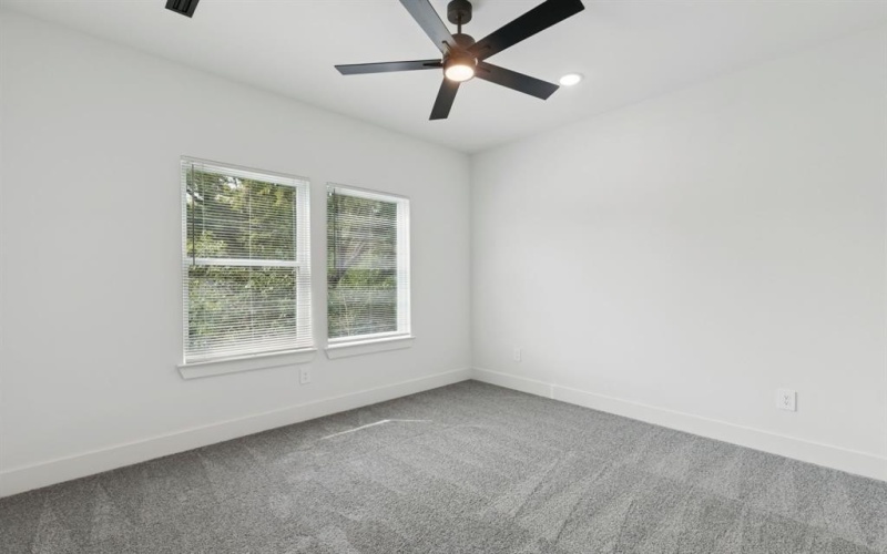 4715 S Denley Drive, Dallas, TX 75216, 5 Habitaciones Habitaciones , ,5 BañosBaños,Residential,En Venta,4715 S Denley Drive,0,21056090