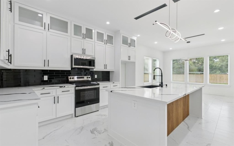 4715 S Denley Drive, Dallas, TX 75216, 5 Habitaciones Habitaciones , ,5 BañosBaños,Residential,En Venta,4715 S Denley Drive,0,21056090