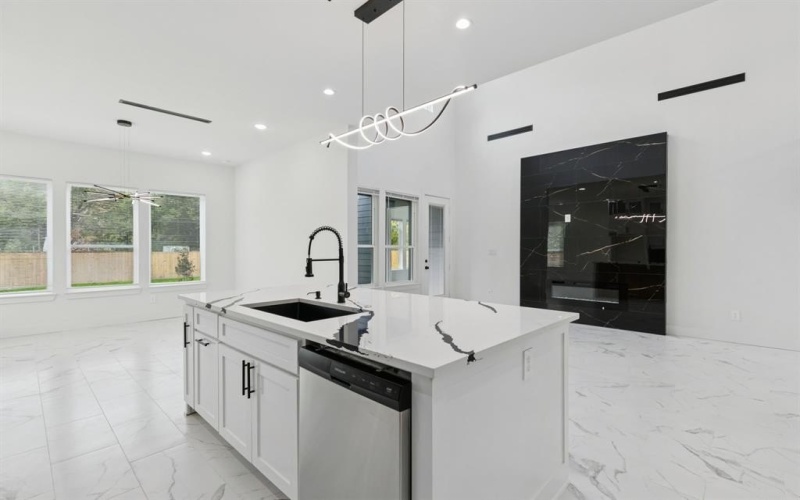 4715 S Denley Drive, Dallas, TX 75216, 5 Habitaciones Habitaciones , ,5 BañosBaños,Residential,En Venta,4715 S Denley Drive,0,21056090