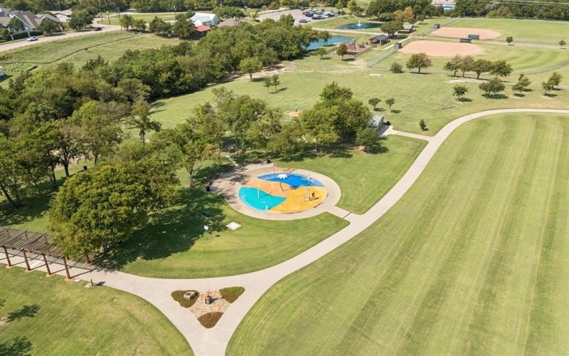 1022 Bow Street, Rockwall, TX 75087, 4 Habitaciones Habitaciones , ,5 BañosBaños,Residential,En Venta,1022 Bow Street,0,21056153