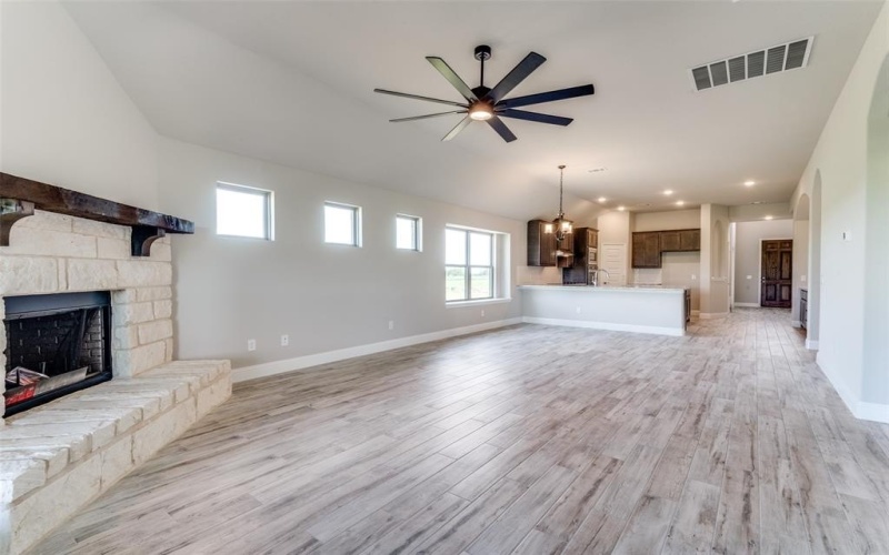 7511 West Line Road, Collinsville, TX 76233, 4 Habitaciones Habitaciones , ,3 BañosBaños,Residential,En Venta,7511 West Line Road,0,21056154