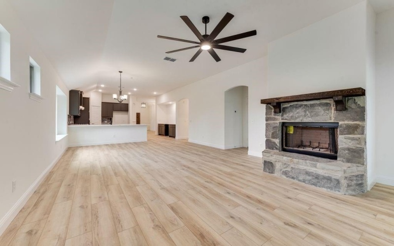 122 Loveta Lane, Boyd, TX 76023, 3 Bedrooms Bedrooms, ,3 BathroomsBathrooms,Residential,For Sale,122 Loveta Lane,0,21056191